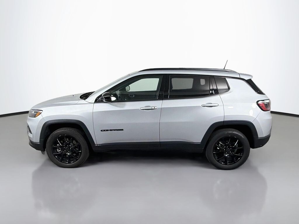 New 2026 Jeep Compass Latitude SUV