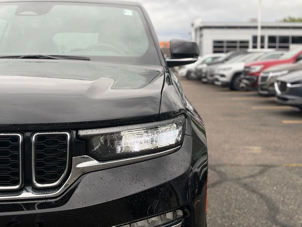 Used 2025 Jeep Grand Cherokee Limited SUV