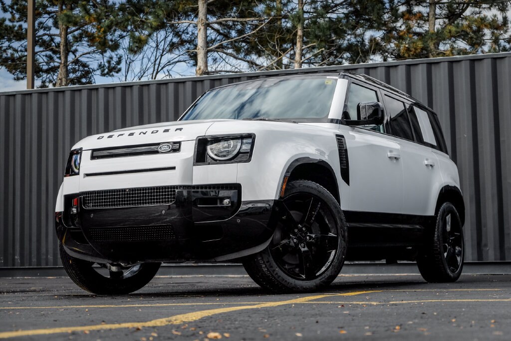 New 2026 Land Rover Defender 110 X-Dynamic SE SUV