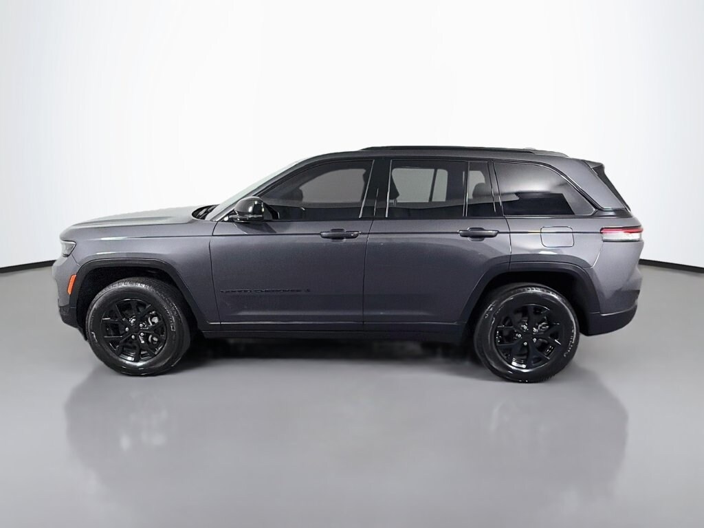 Used 2024 Jeep Grand Cherokee Altitude X SUV