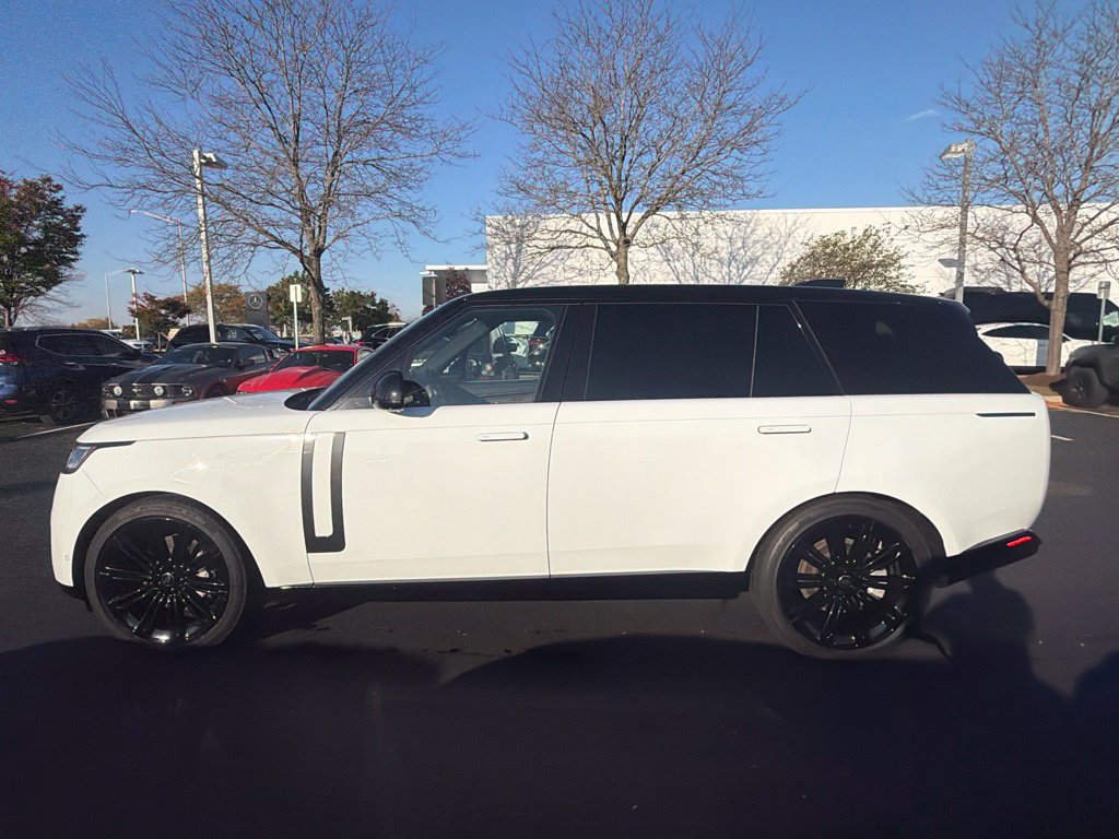 Used 2025 Land Rover Range Rover SE SUV
