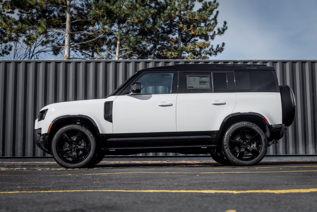 New 2026 Land Rover Defender 110 X-Dynamic SE SUV