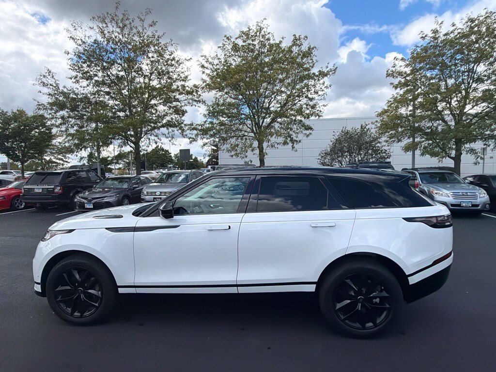 Used 2025 Land Rover Range Rover Velar Dynamic SE SUV