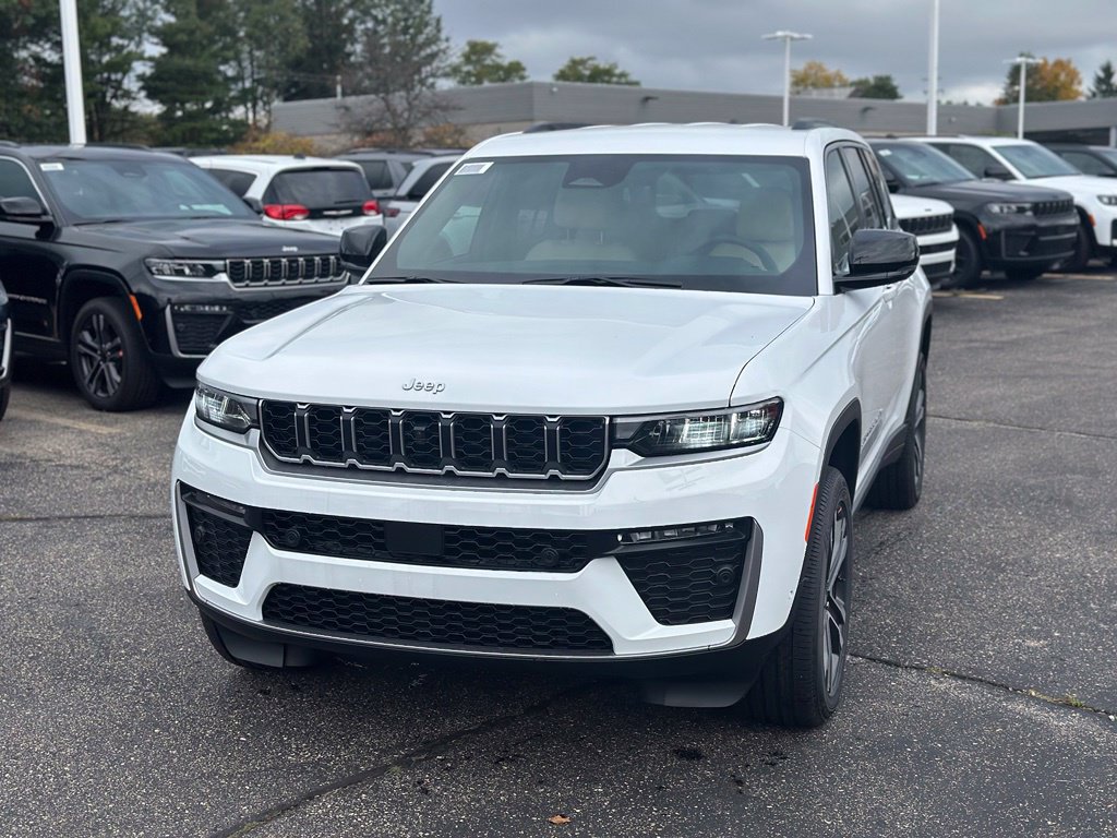 New 2027 Jeep Grand Cherokee Limited SUV