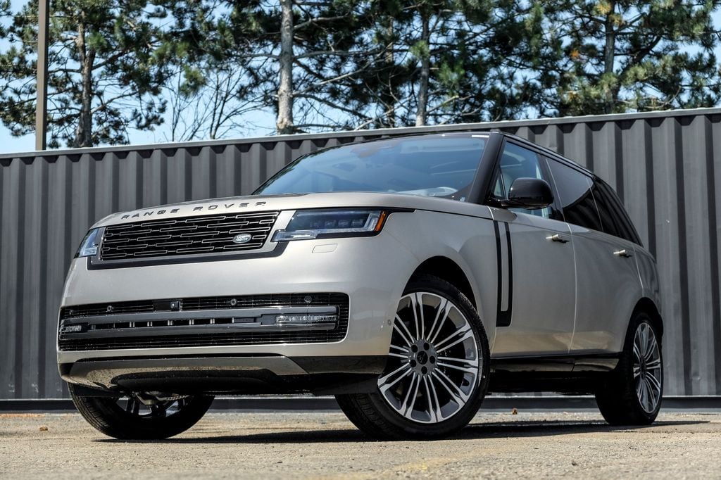 New 2026 Land Rover Range Rover P400 SE 7 Seat SUV