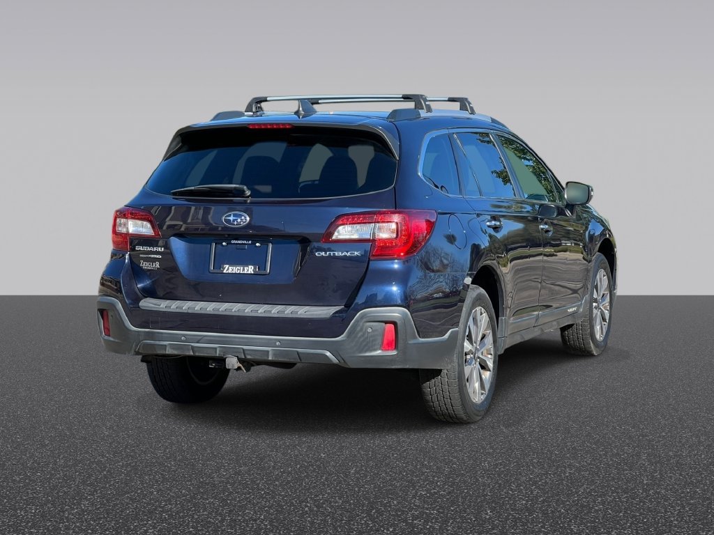 Used 2018 Subaru Outback 2.5i SUV