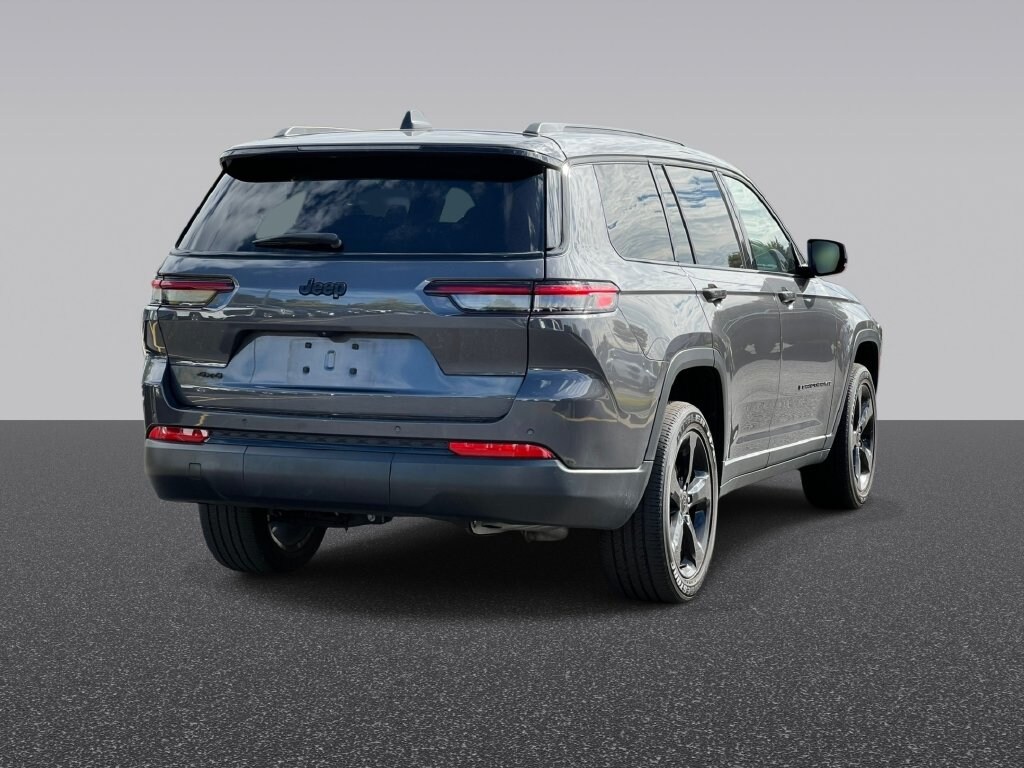 Used 2023 Jeep Grand Cherokee L Altitude SUV