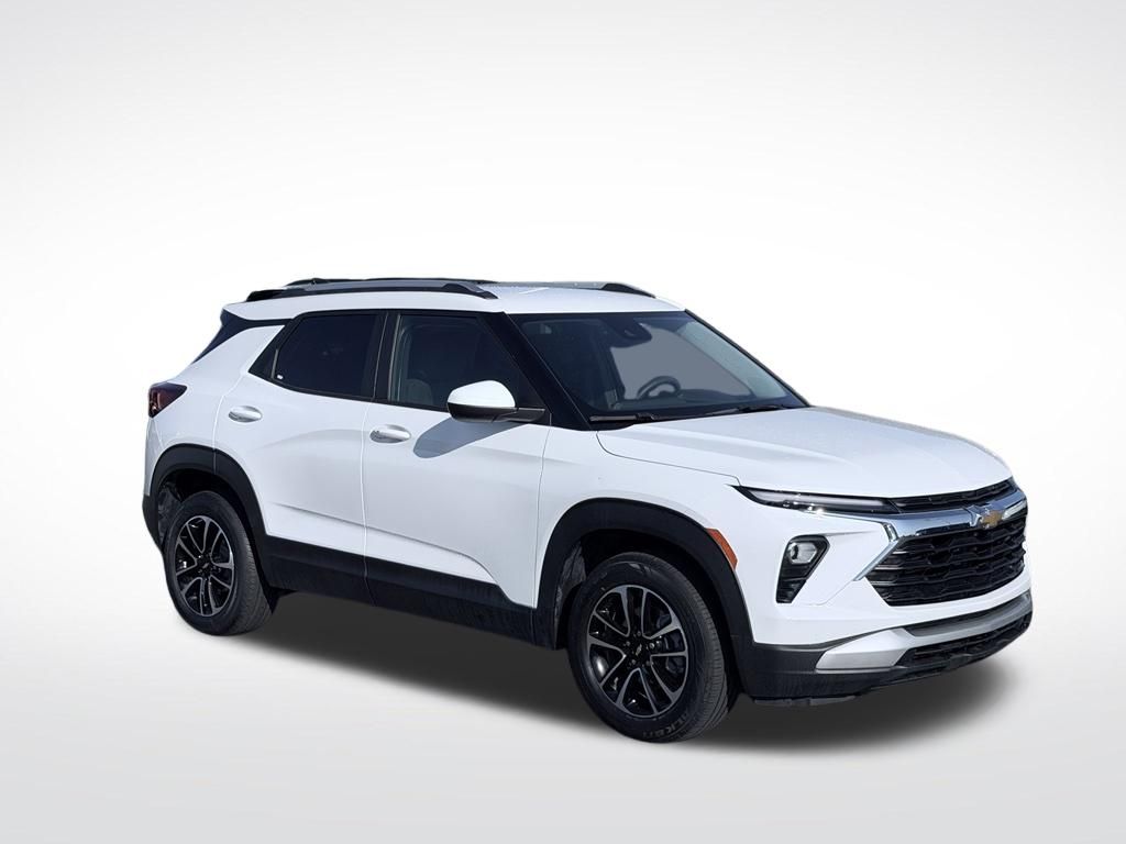 Used 2025 Chevrolet Trailblazer LT SUV