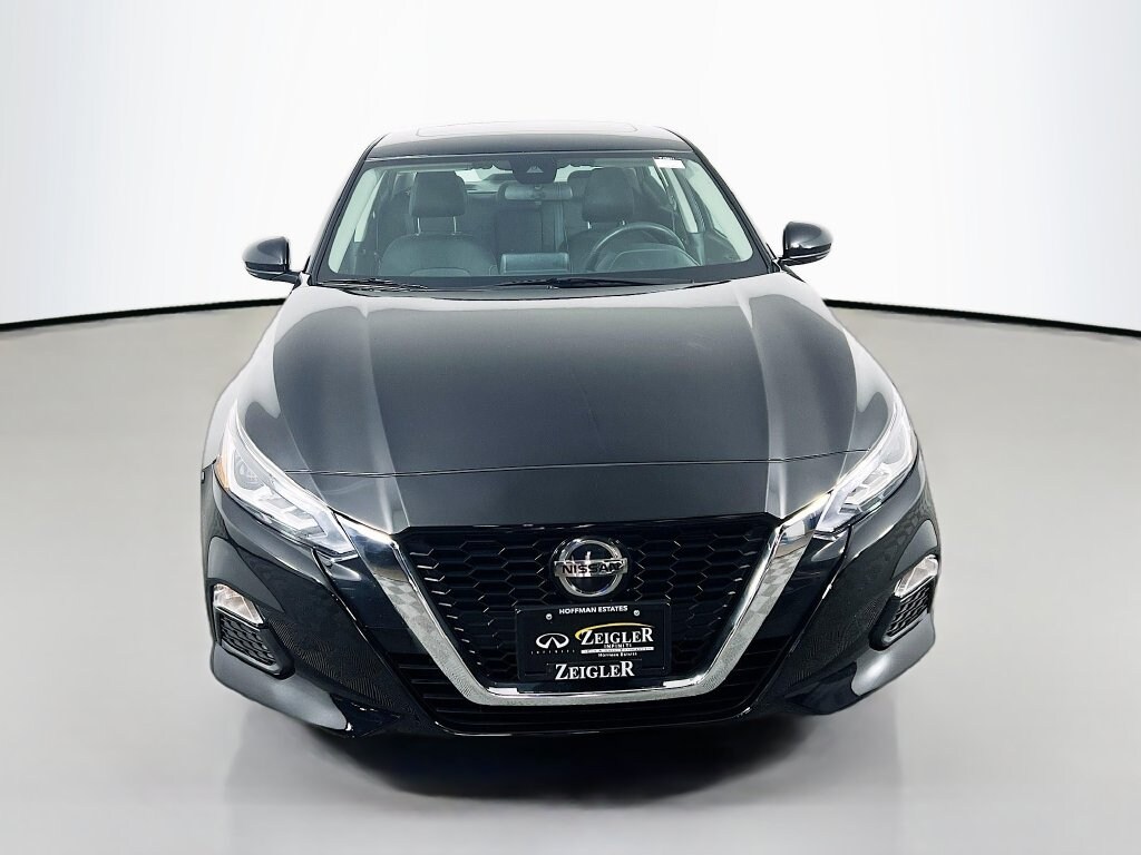 Used 2022 Nissan Altima 2.5 SV Sedan