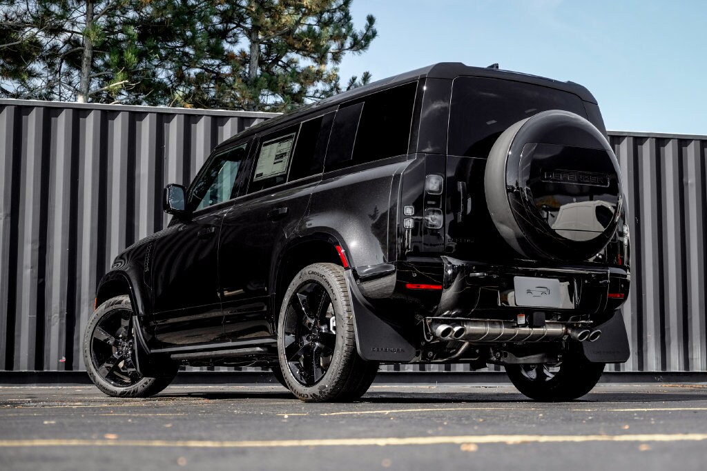 New 2026 Land Rover Defender 110 X-Dynamic SE SUV