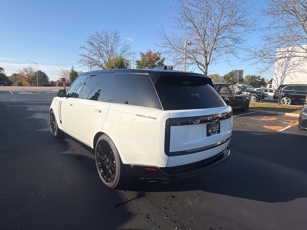 Used 2025 Land Rover Range Rover SE SUV