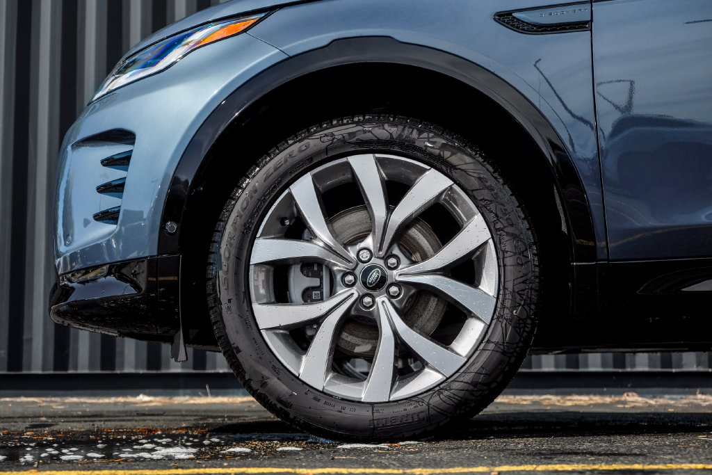 New 2026 Land Rover Discovery Sport Landmark SUV