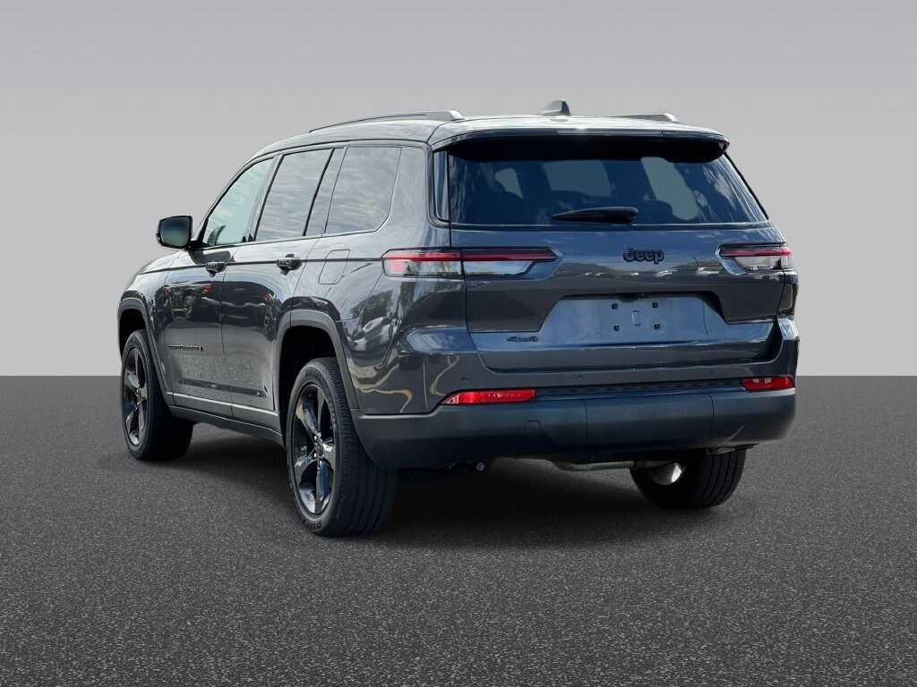Used 2023 Jeep Grand Cherokee L Altitude SUV