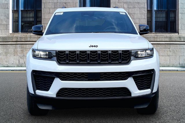 New 2027 Jeep Grand Cherokee L Laredo SUV