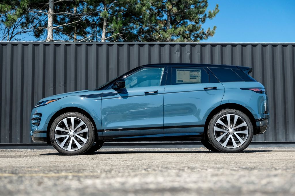 New 2026 Land Rover Range Rover Evoque Hoxton SUV