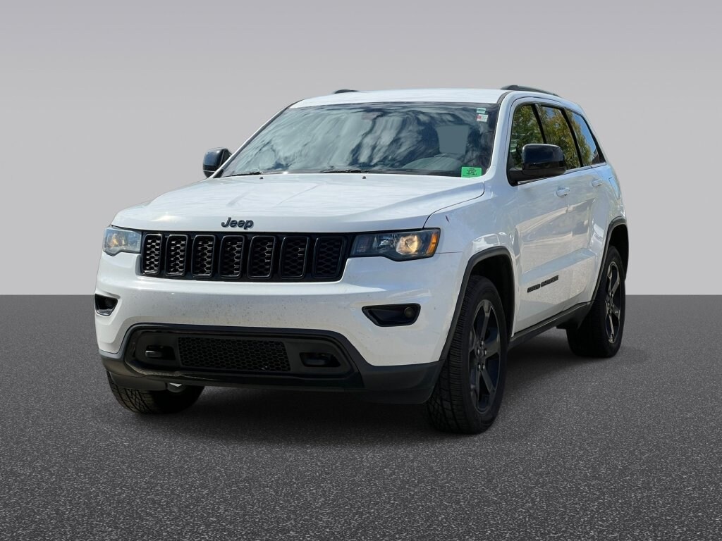 Used 2018 Jeep Grand Cherokee Laredo SUV