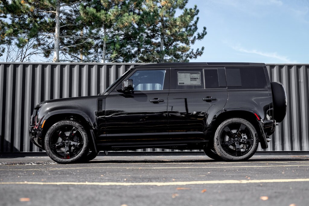 New 2026 Land Rover Defender 110 X-Dynamic SE SUV