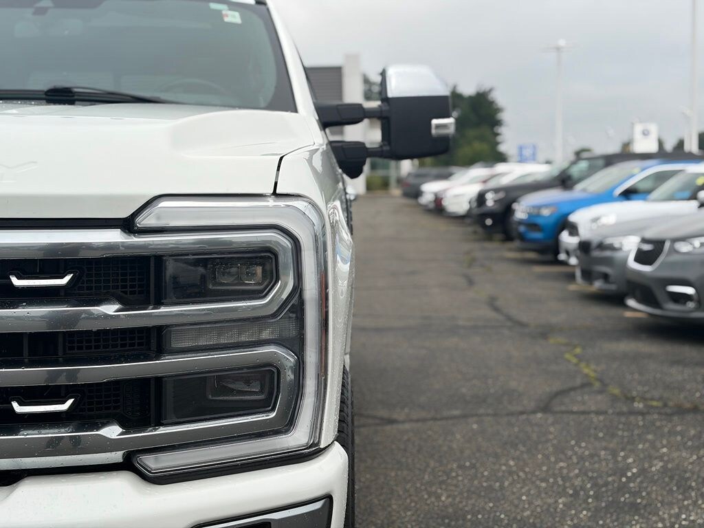 Used 2024 Ford F-250SD Platinum Truck