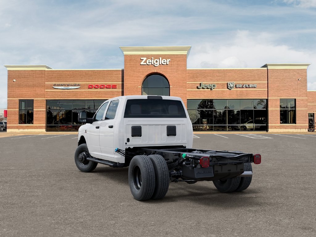 New 2027 Ram 3500 Chassis Tradesman/Big Horn Truck Crew Cab