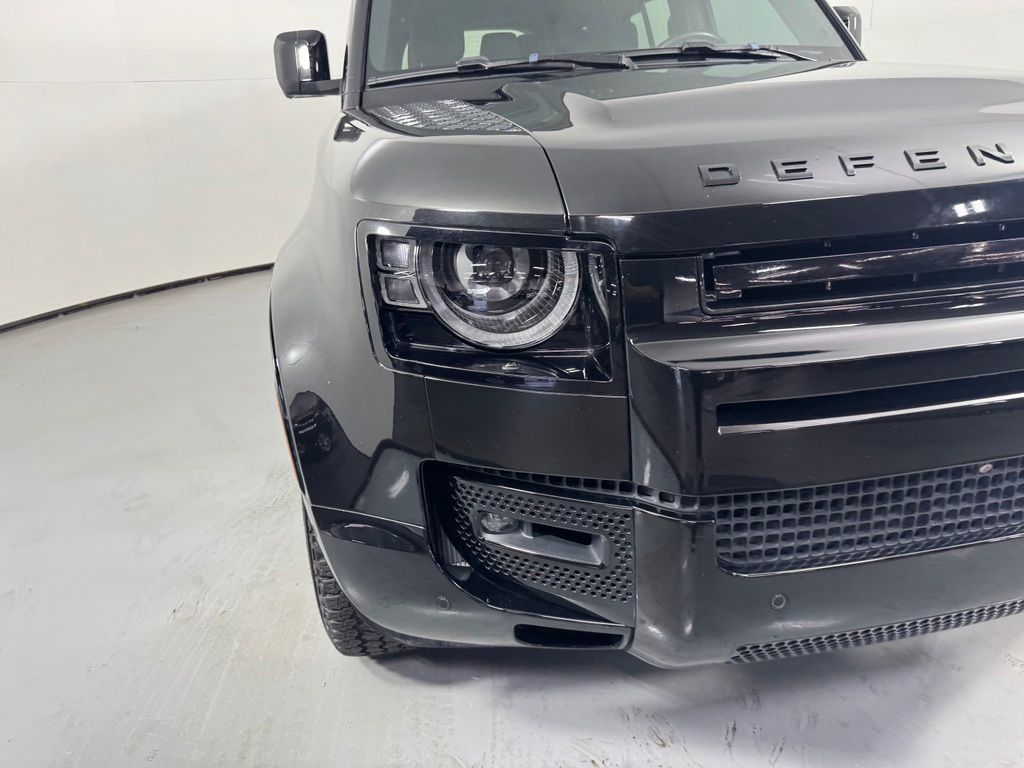 Used 2024 Land Rover Defender 130 X-Dynamic SE SUV