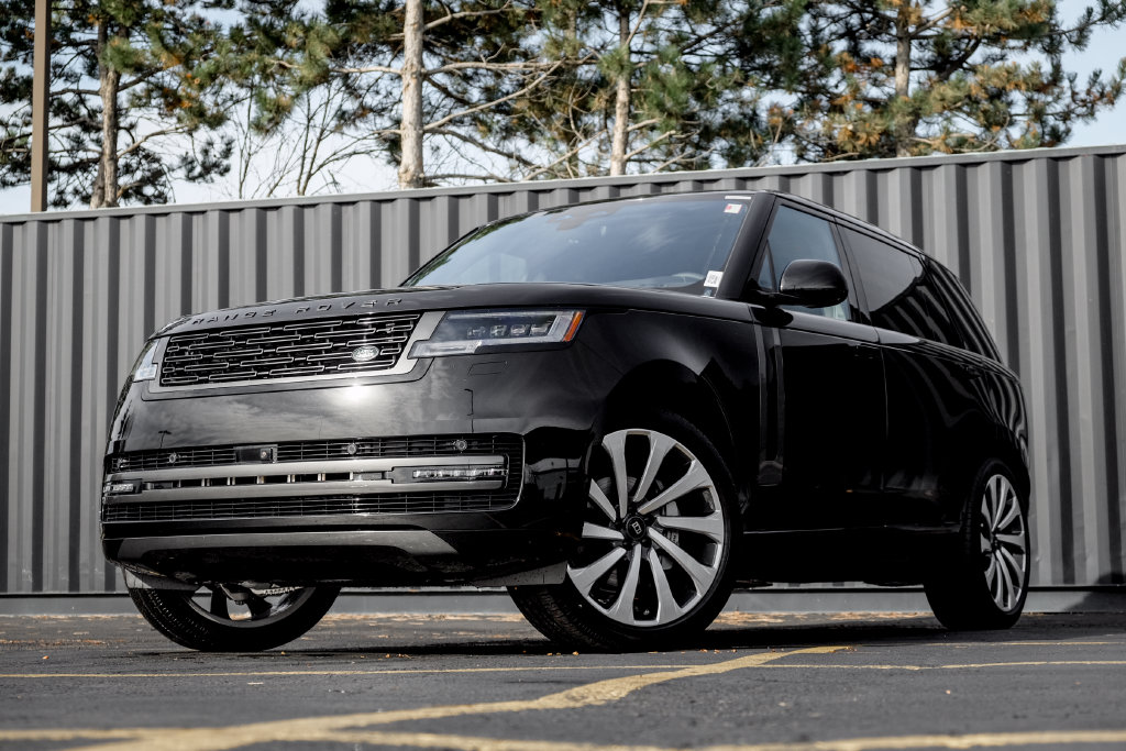 New 2027 Land Rover Range Rover SE SUV