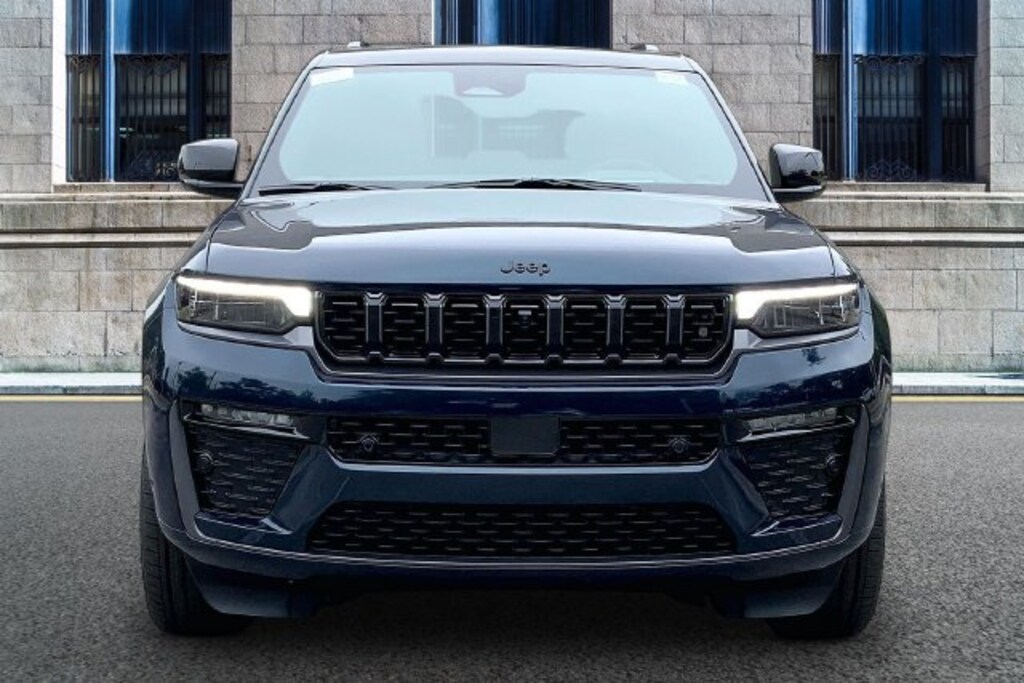 New 2027 Jeep Grand Cherokee Summit SUV