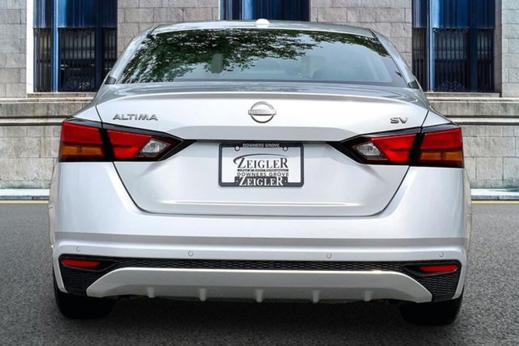 Used 2024 Nissan Altima 2.5 SV Sedan