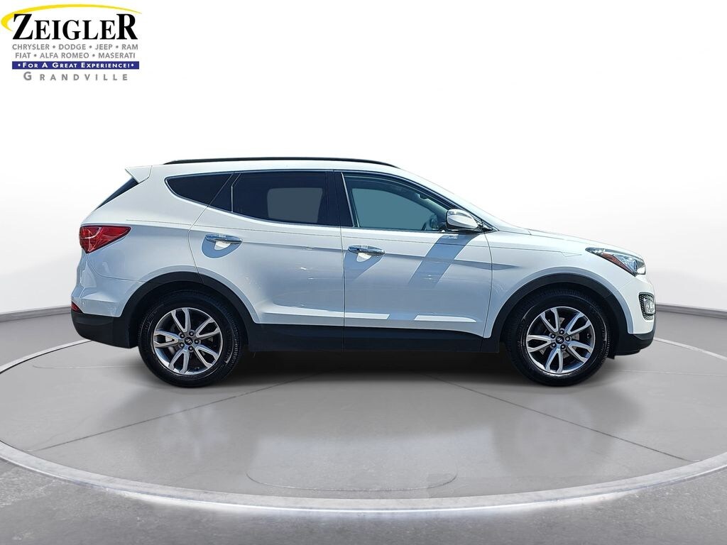 Used 2016 Hyundai Santa Fe Sport 2.0T SUV