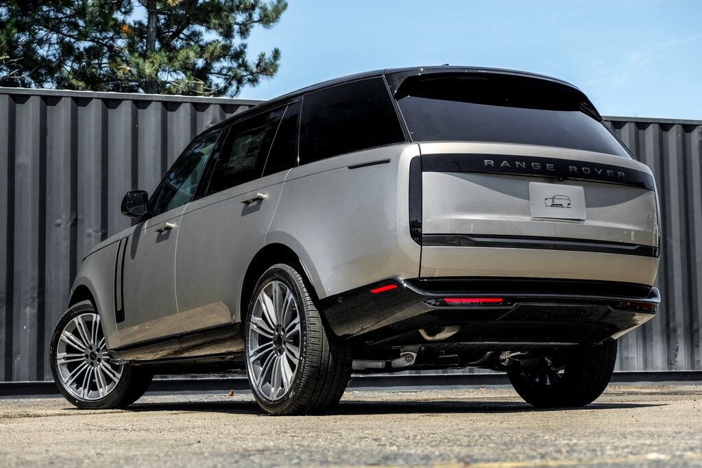 New 2026 Land Rover Range Rover P400 SE 7 Seat SUV