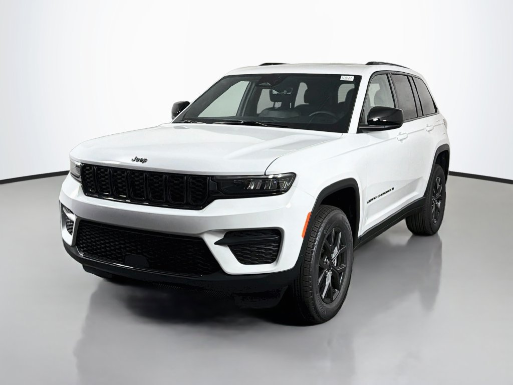 New 2027 Jeep Grand Cherokee Laredo SUV