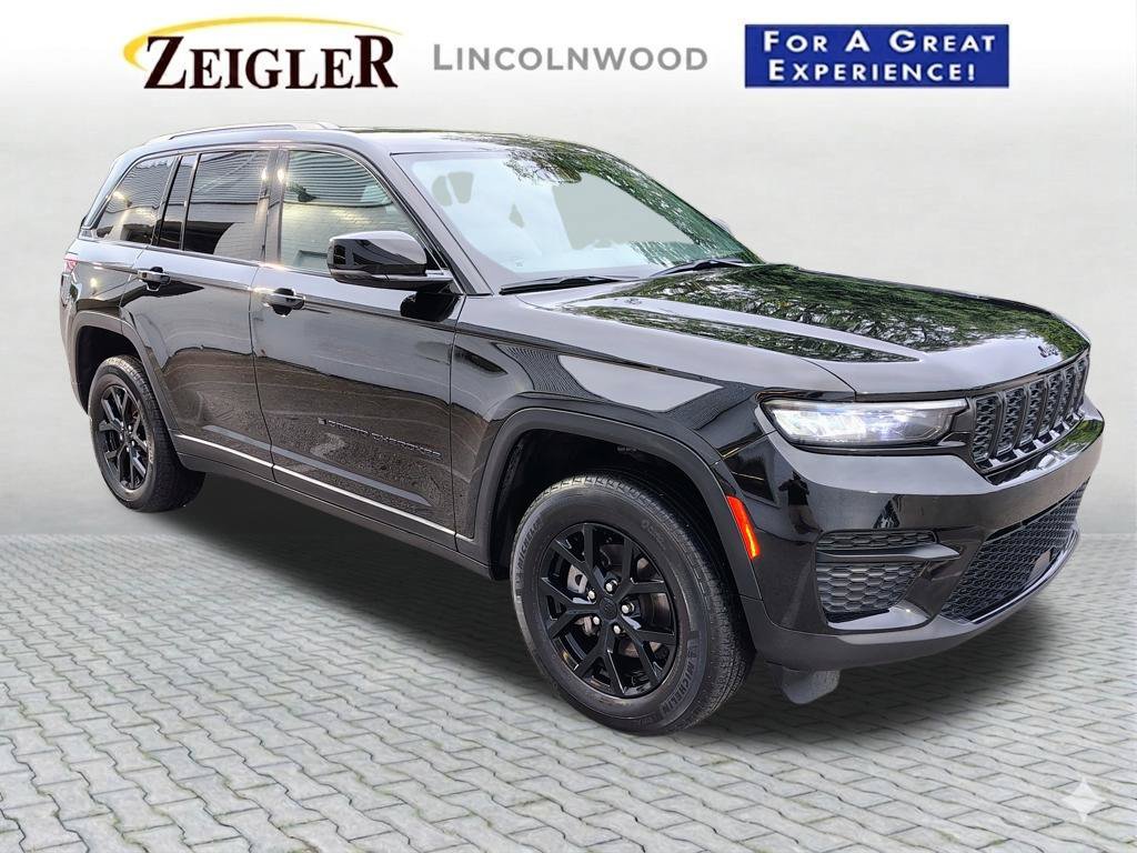 Used 2025 Jeep Grand Cherokee Altitude SUV