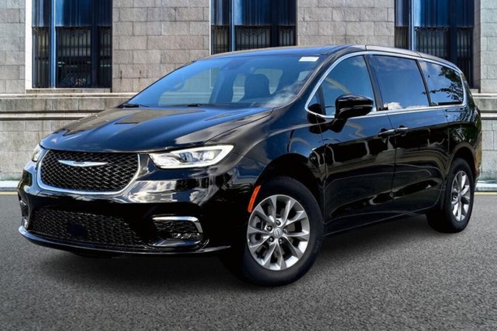 New 2026 Chrysler Pacifica Select Passenger Van