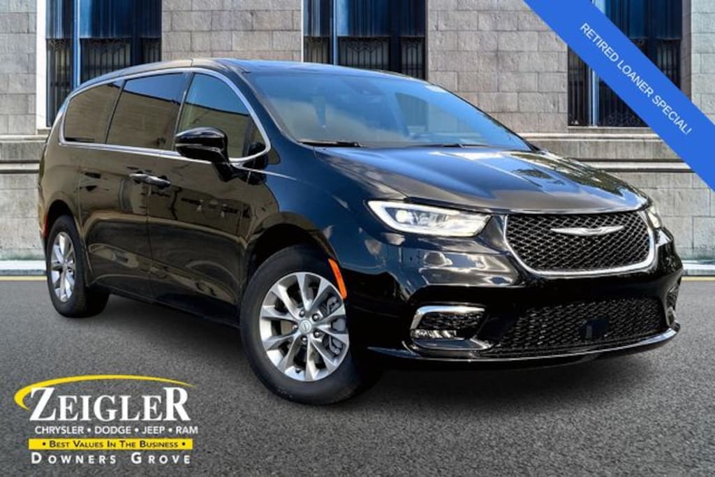 New 2026 Chrysler Pacifica Select Passenger Van