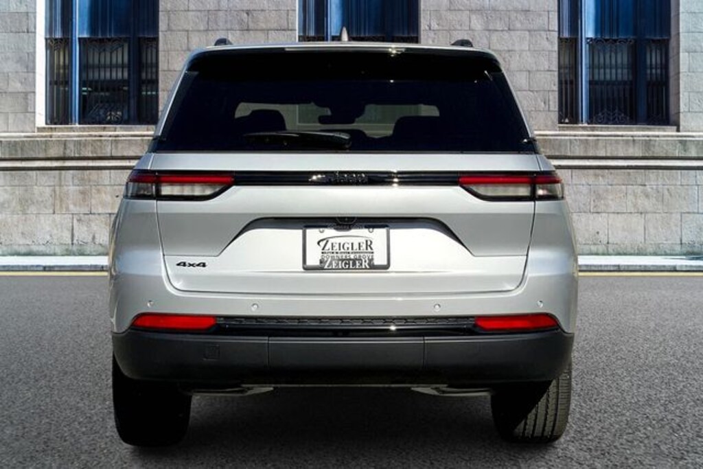 New 2025 Jeep Grand Cherokee Altitude X Sport Utility