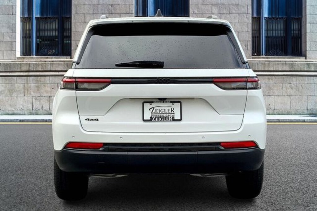 New 2025 Jeep Grand Cherokee Altitude X Sport Utility
