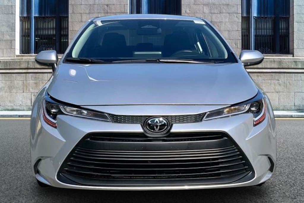 Used 2025 Toyota Corolla LE Sedan