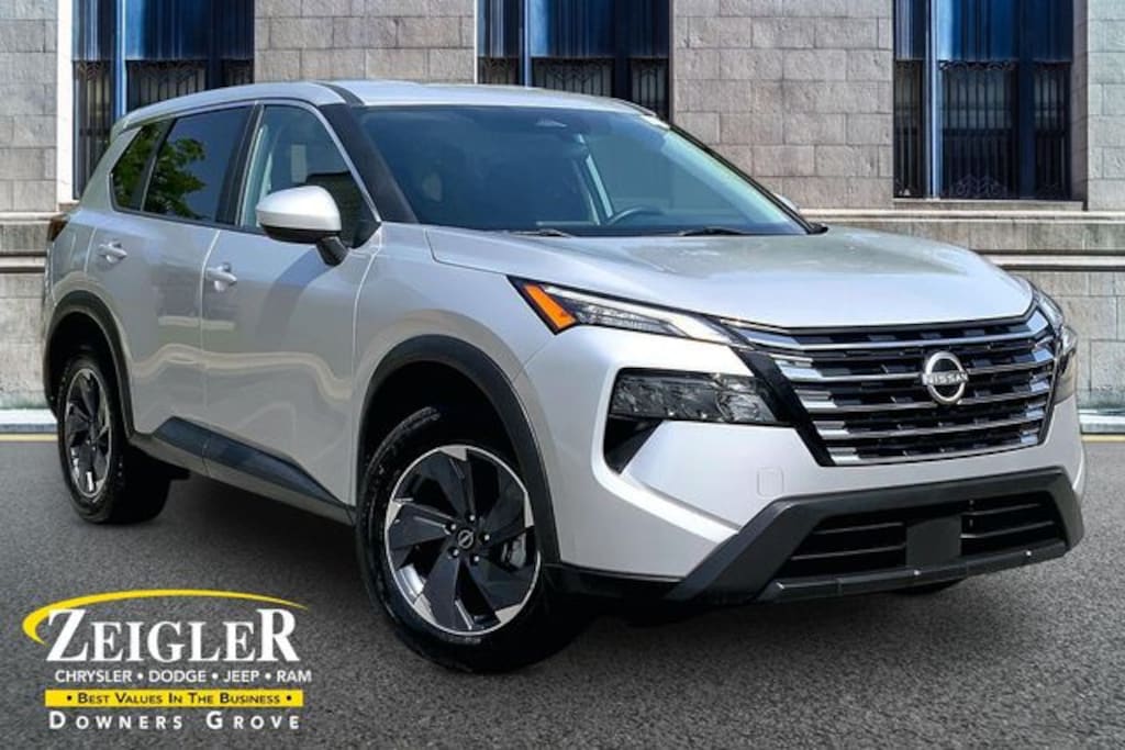 Used 2024 Nissan Rogue SV SUV