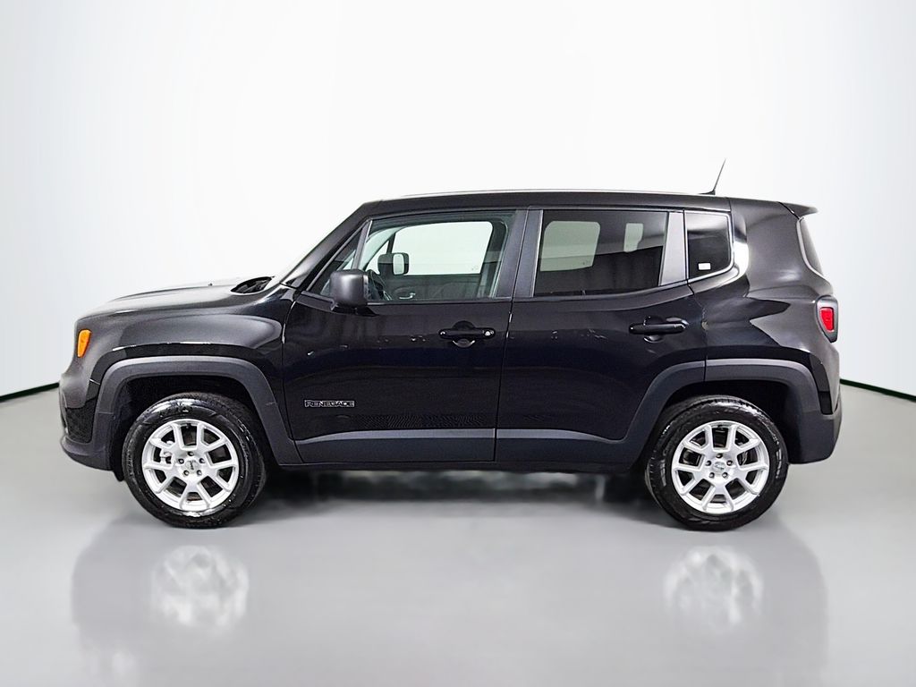 Used 2023 Jeep Renegade Latitude SUV