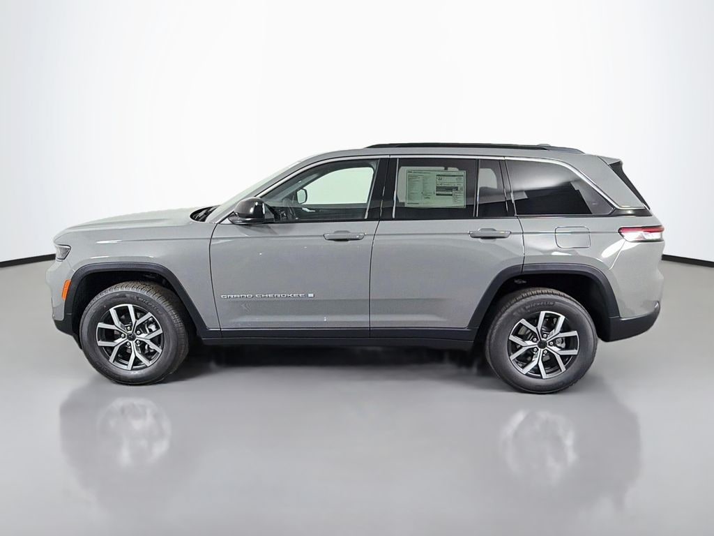 New 2027 Jeep Grand Cherokee LAREDO X 4X4 Sport Utility