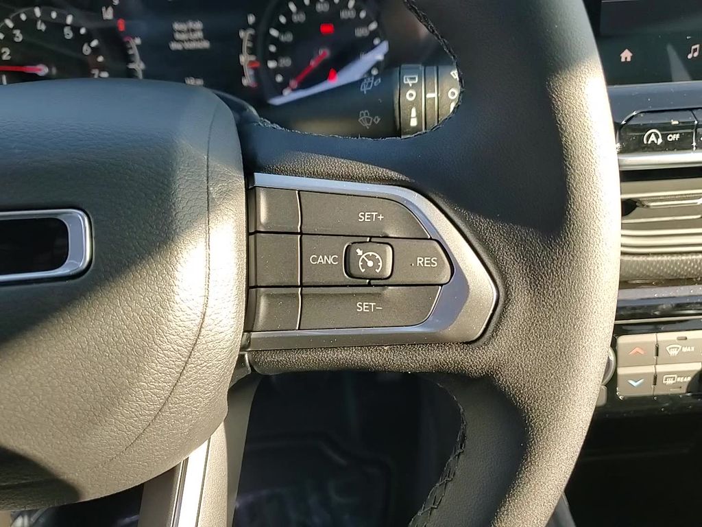 2026 Jeep Compass Latitude Altitude - Photo 14