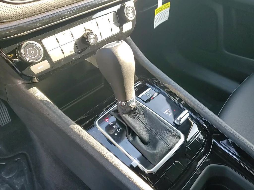 2026 Jeep Compass Latitude Altitude - Photo 17