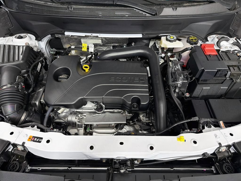 2027 Chevrolet Equinox LT - Photo 29