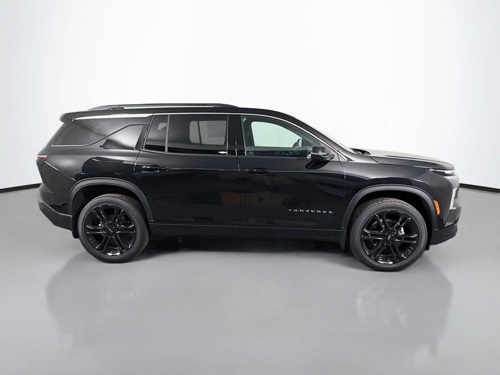 2026 Chevrolet Traverse LT - Photo 8