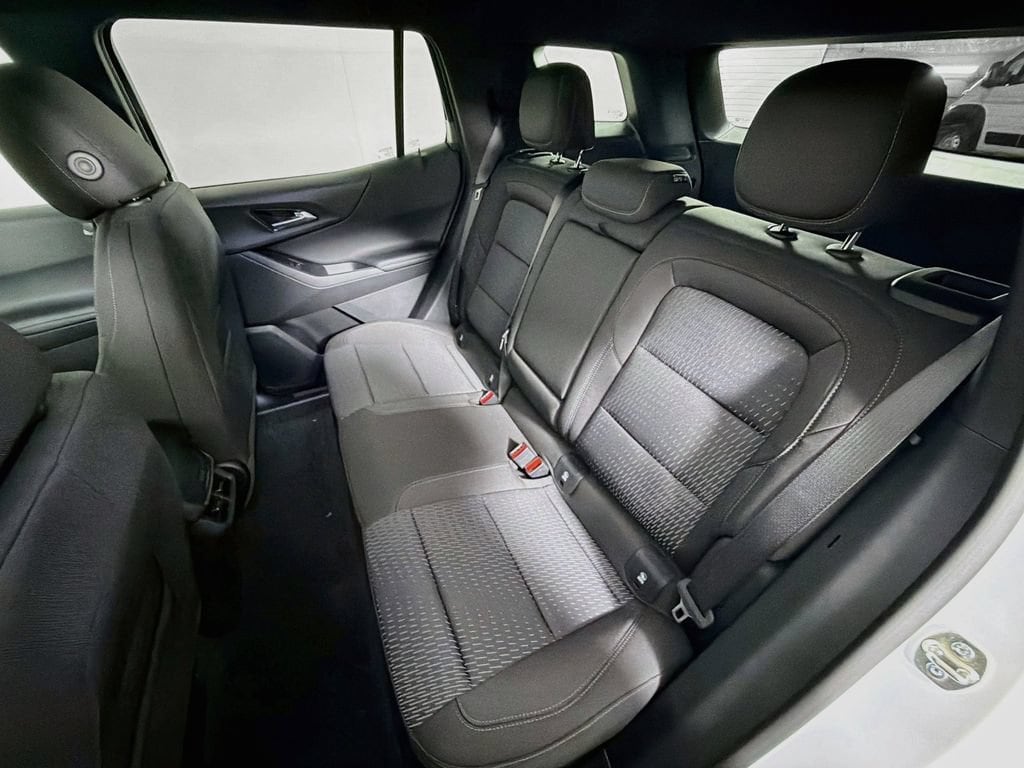 2027 Chevrolet Equinox LT - Photo 24