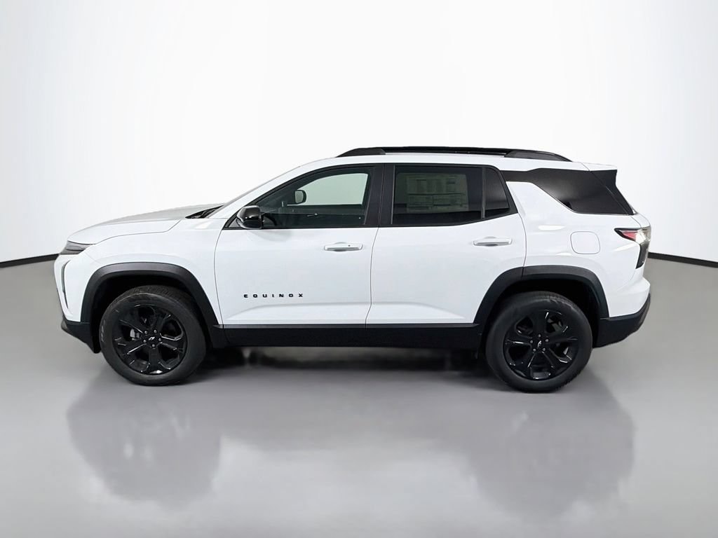 2027 Chevrolet Equinox LT - Photo 4