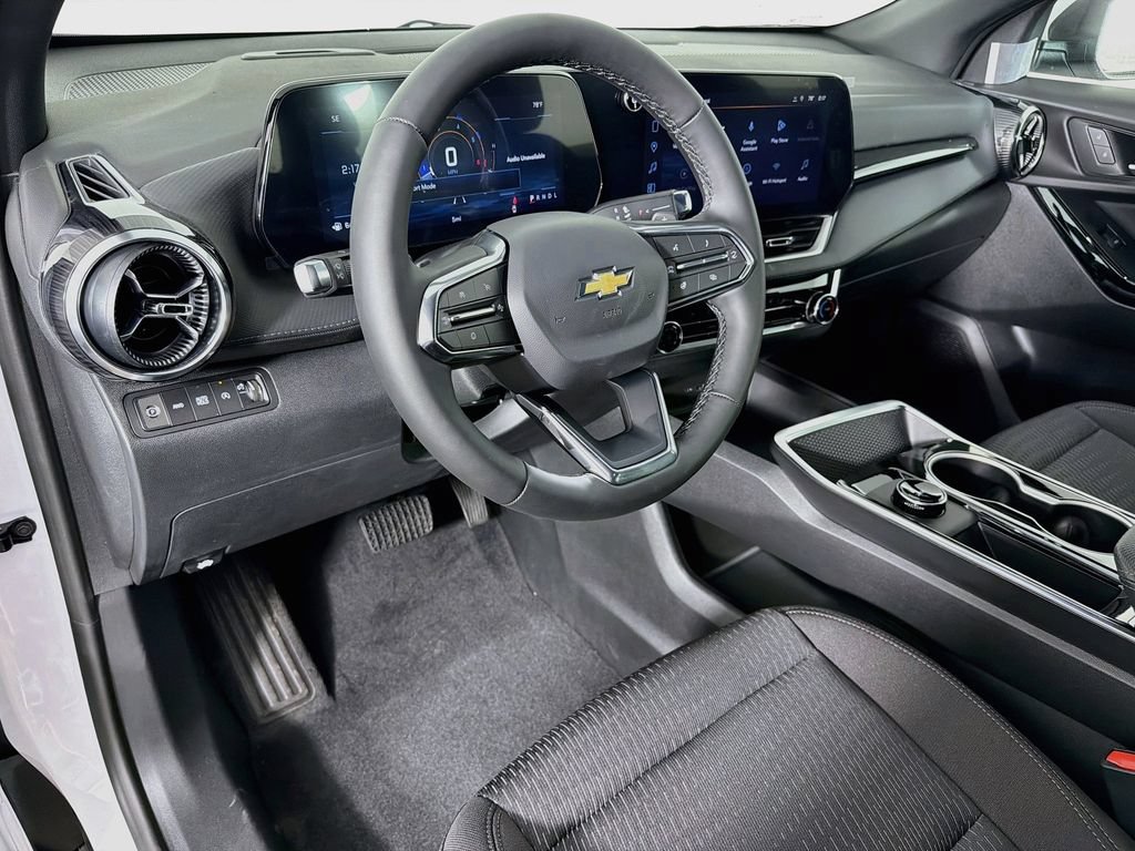2027 Chevrolet Equinox LT - Photo 9