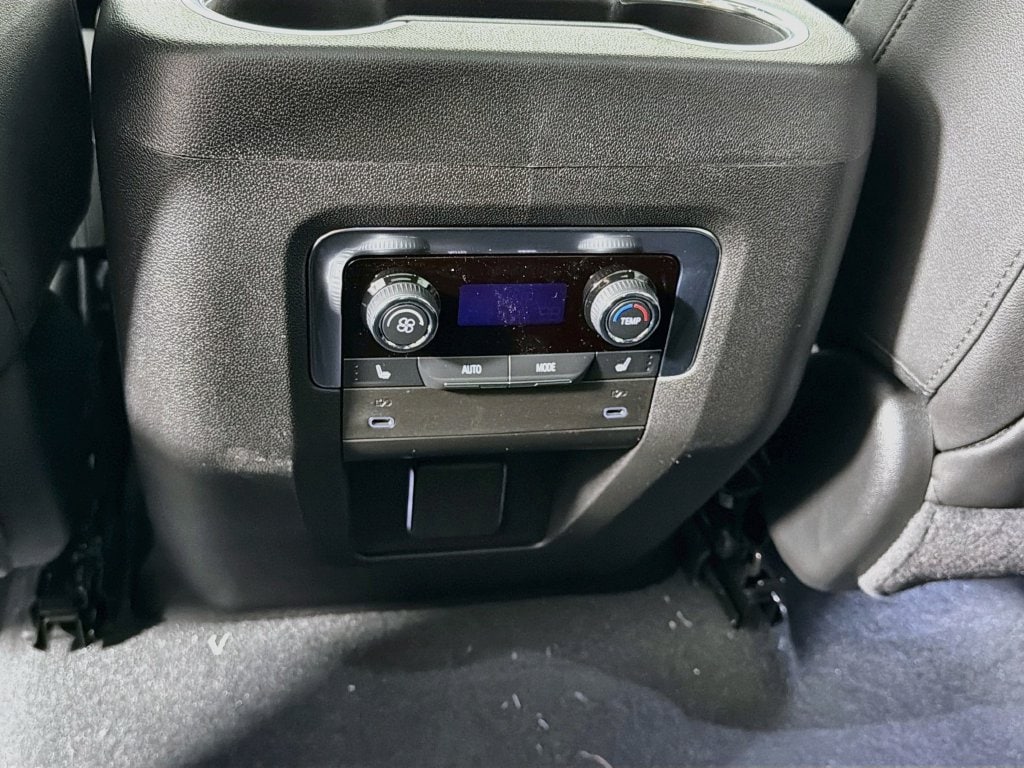 2027 Chevrolet Suburban LT - Photo 27
