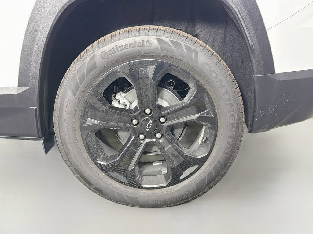 2027 Chevrolet Equinox LT - Photo 30