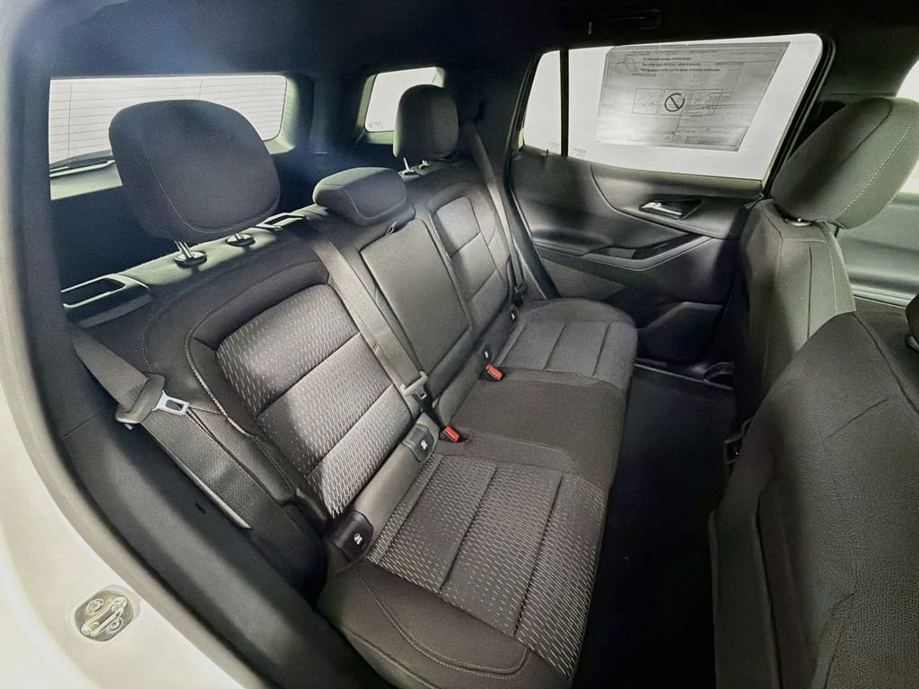 2027 Chevrolet Equinox LT - Photo 26