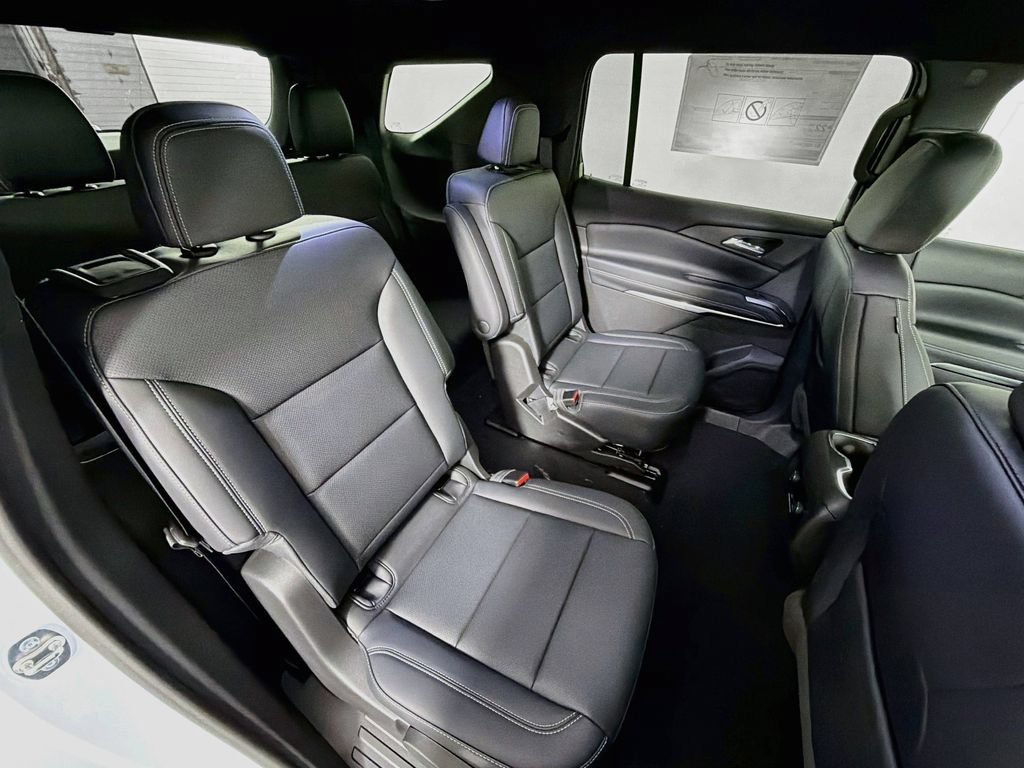 2027 Chevrolet Traverse LT - Photo 28